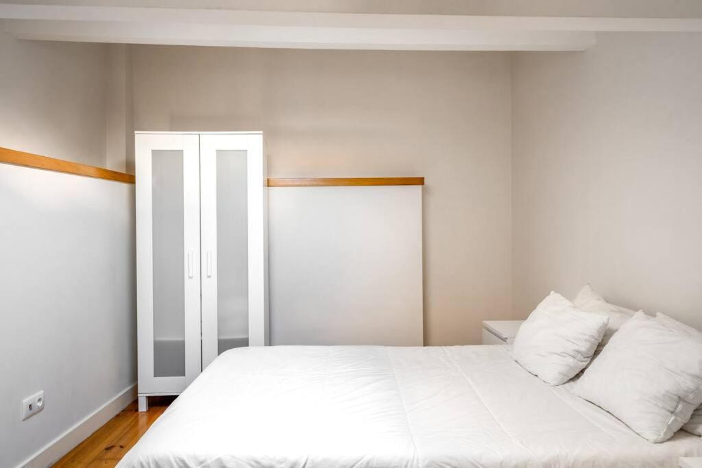 Charming Studio With Ac And Loft On Ground Floor Lisbon Exterior photo